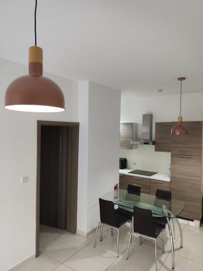 Hampton Court, Block C, N.2 Apartment St. Paul's Bay Luaran gambar