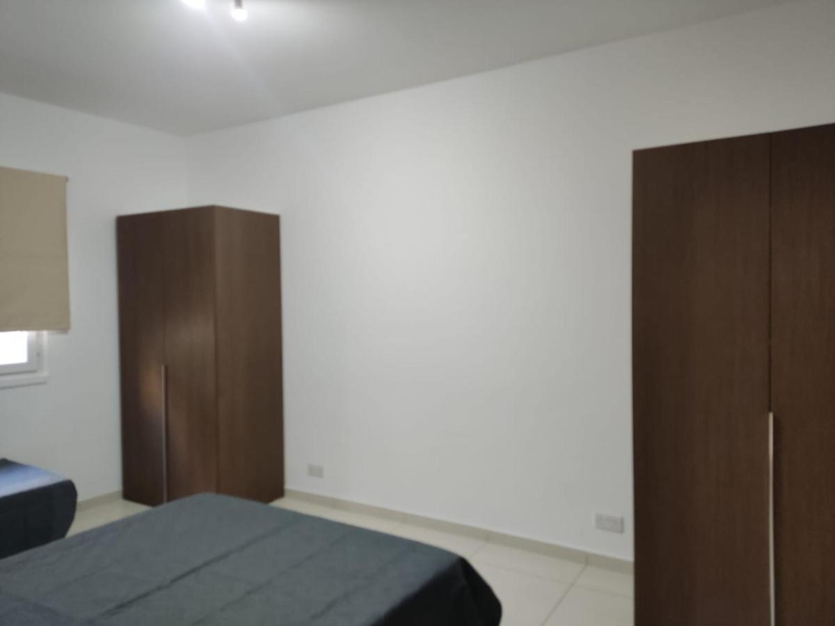 Hampton Court, Block C, N.2 Apartment St. Paul's Bay Luaran gambar